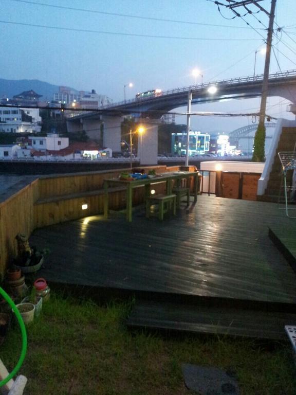 Tongyeong Camellia House Villa Exteriör bild
